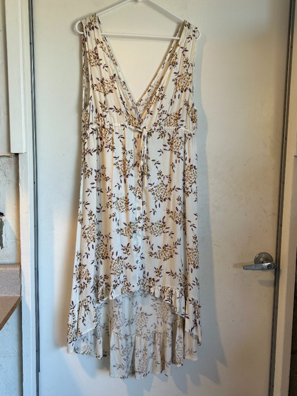 Saltwater Luxe - Cream Floral High Low Midi Dress
